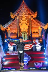 BIB: 930, 
                            <button type="button" onclick="openModal(22347276)" class="btn btn-primary btn-sm float-right btn-popup" data-toggle="modal" data-target=".modal-high-quality">
                        <i class="fas fa-shopping-cart"></i> Add to Cart
                    </button>
                                            <button type="button" onclick="isThisMe(22347276, true)" class="btn btn-success btn-sm float-right btn-popup btn-isme hidden" data-toggle="tooltip" data-placement="bottom" title="นี่คือรูปของคุณใช่ไหม คลิกที่นี่เพื่อเอาเข้าอัลบั้ม">
                        <i class="fas fa-plus"></i> Add to album
                    </button>
                    <button type="button" onclick="isThisMe(22347276, false)" class="btn btn-warning btn-sm float-right btn-popup btn-isnotme hidden">
                        <i class="fas fa-ban"></i> Remove from album
                    </button>